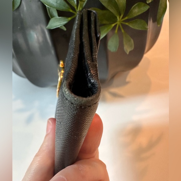 EUC Ferragamo compact wallet - Picture 13 of 13